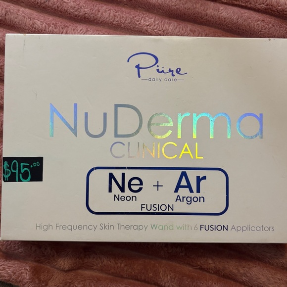 Pure Daily Care NuDerma Clinical Skin Therapy Wand